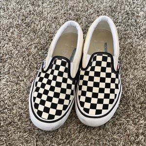 checker slip on vans